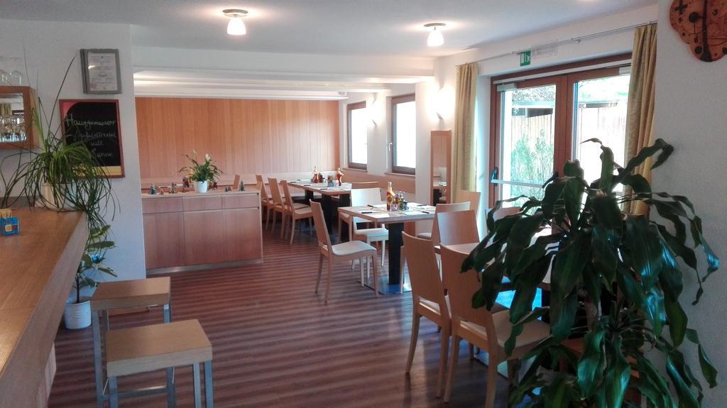 Reschnerhof Bed & Breakfast Резия Екстериор снимка