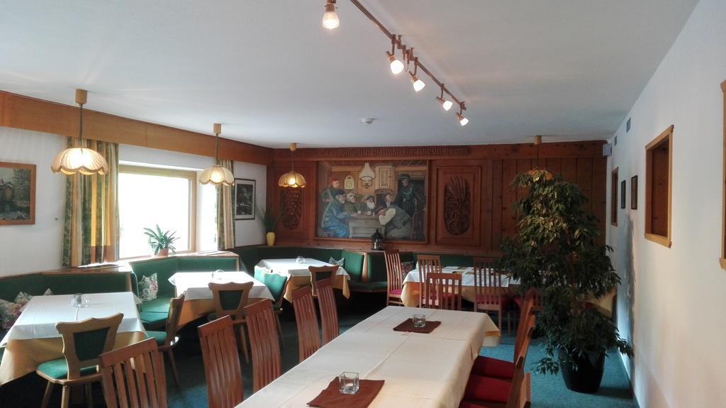 Reschnerhof Bed & Breakfast Резия Екстериор снимка