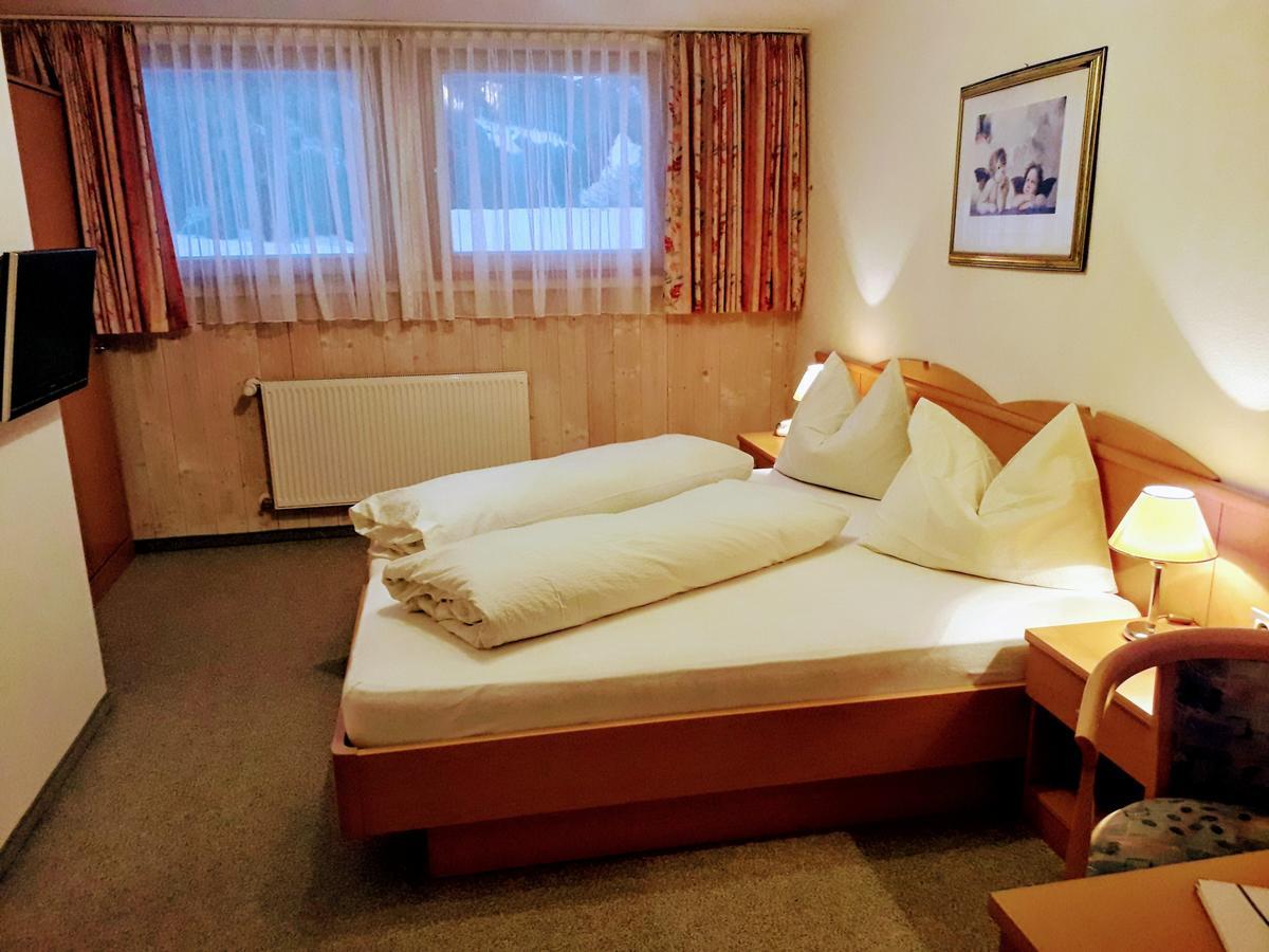 Reschnerhof Bed & Breakfast Резия Екстериор снимка